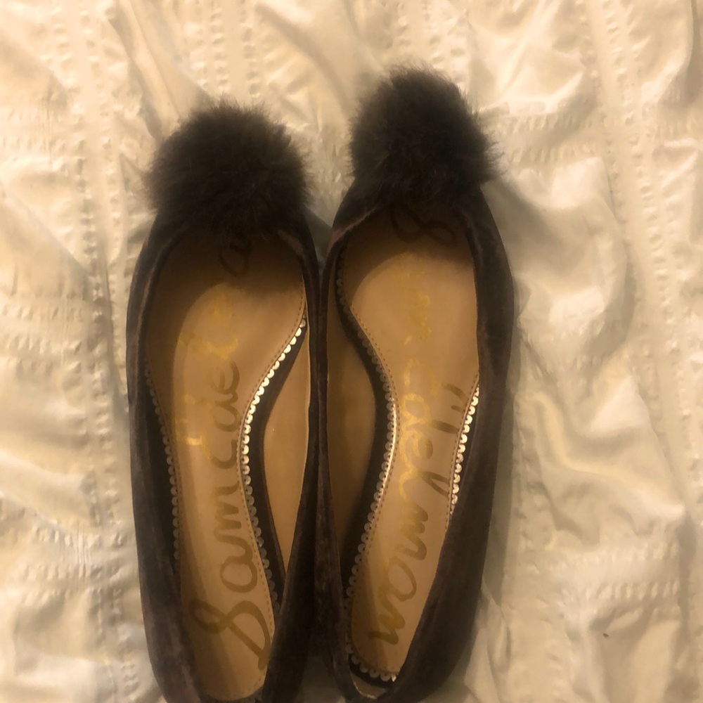 Velvet shoes